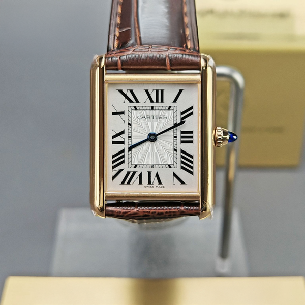 Cartier  11 Tank Américaine Quartz Movement Silver White Dial 33.7 x 25.5MM WGTA0011